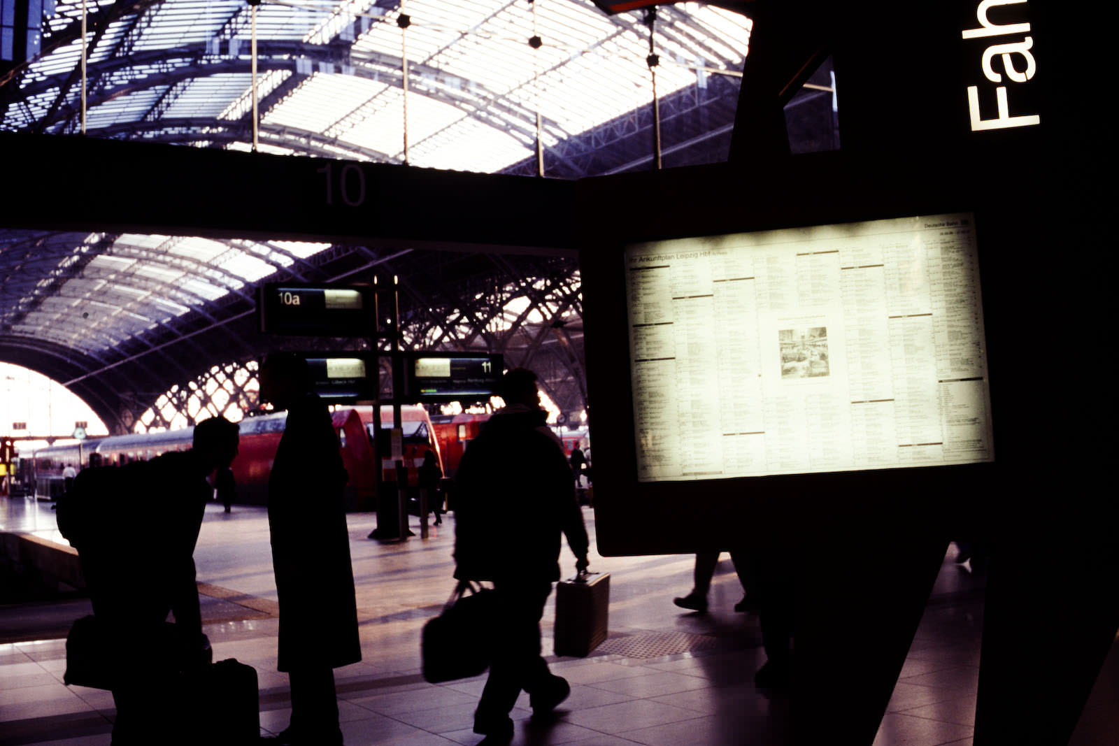 Lichtspiel am Bahnhof Leipzig