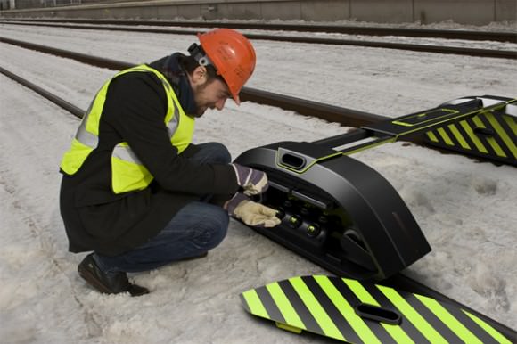 Regimantas Vegele Roboter zur Überprüfung der Schienenwege auf Schäden Verkehrssischerheit Sicherheit Eisenbahnverkehr