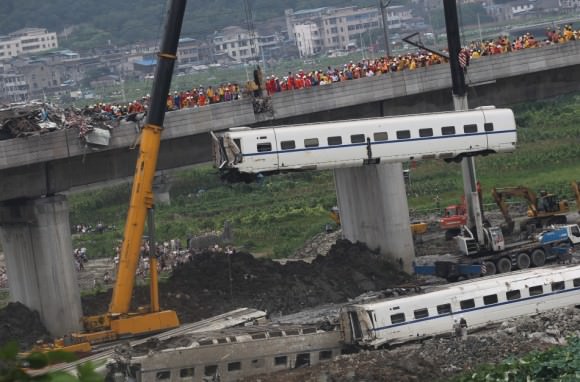 Eisenbahnunglück China Wengzhou Hochgeschwindigkeitszug 2011