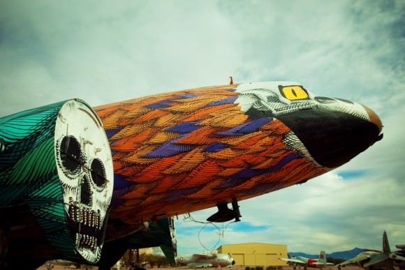 The Boneyard Project Tucson Arizona the Return bemalte Flugzeuge US-Luftwaffe Künstler