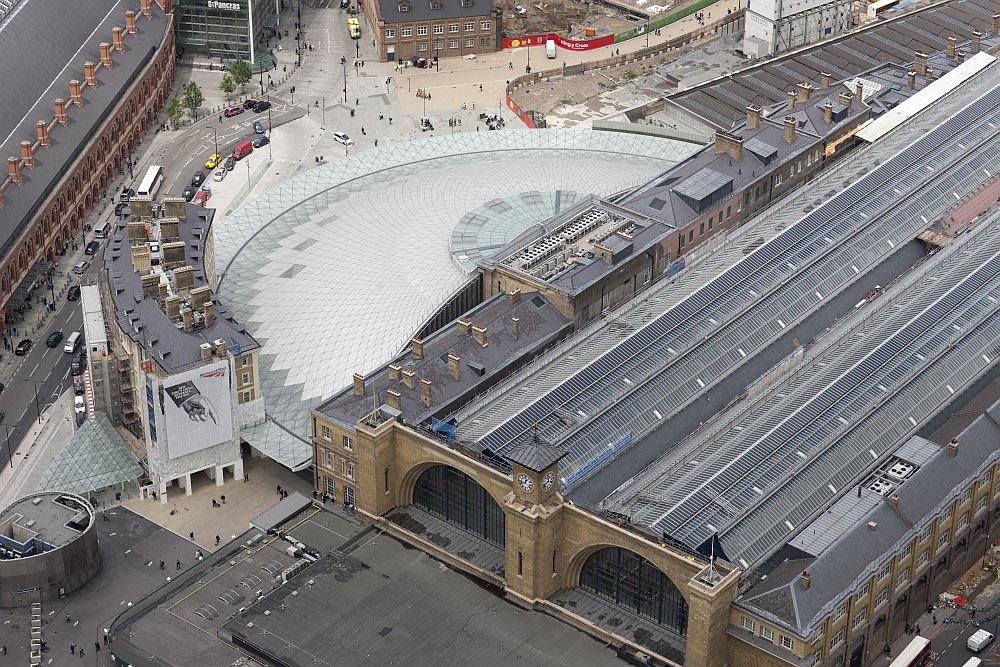 Luftbild London Kings Cross Eingangshalle