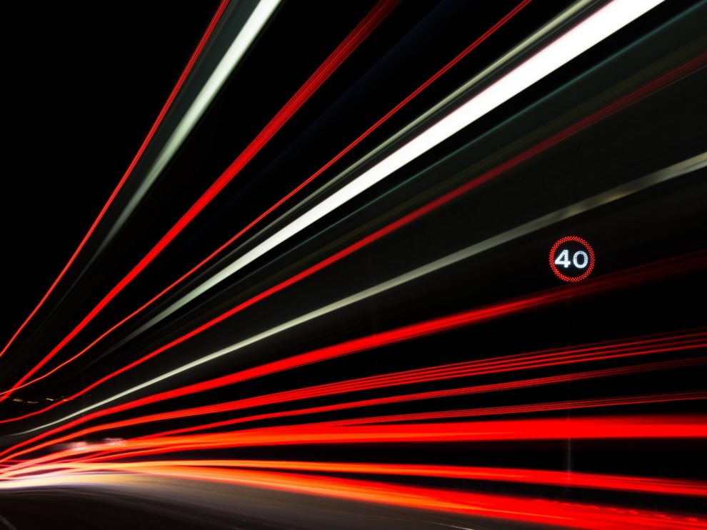 Dynamische Geschwindigkeitsbegrenzung auf 40 km/h Tempobegrenzung Geschwindigkeitsbegrenzung Schild 40 km/h