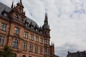 Rathaus Wiesbaden historisch Innenstadt