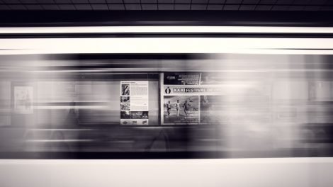 Newsletter Symbolbild Dynamik Metro
